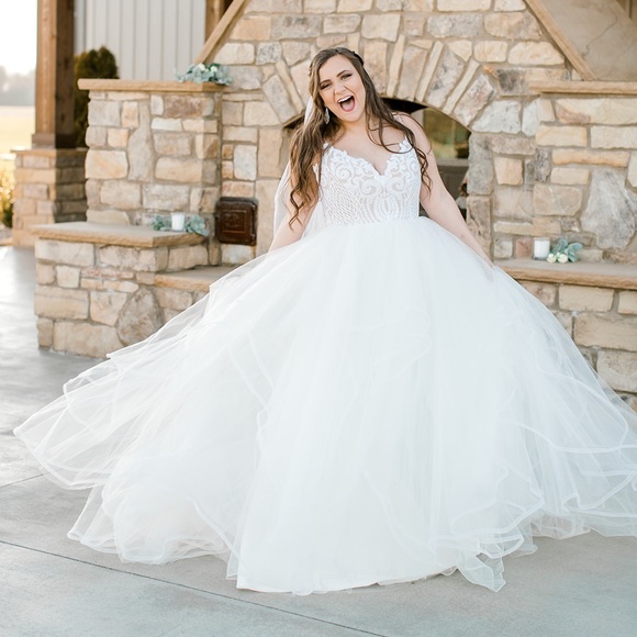 Dresses | Hayley Paige Pepper Gown 